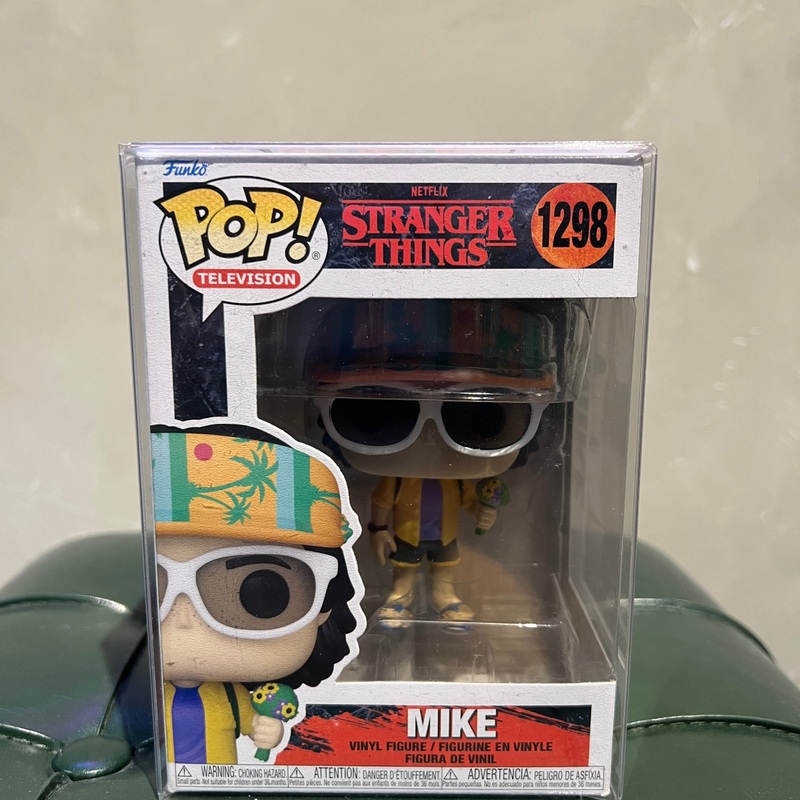 Pop Television – Mike Stranger Thigs 1298